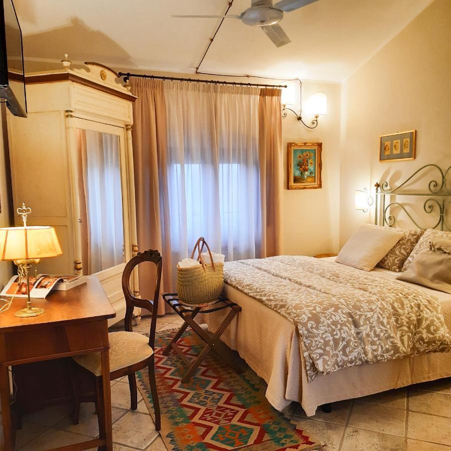 Hotel Boutique Fox's 3*