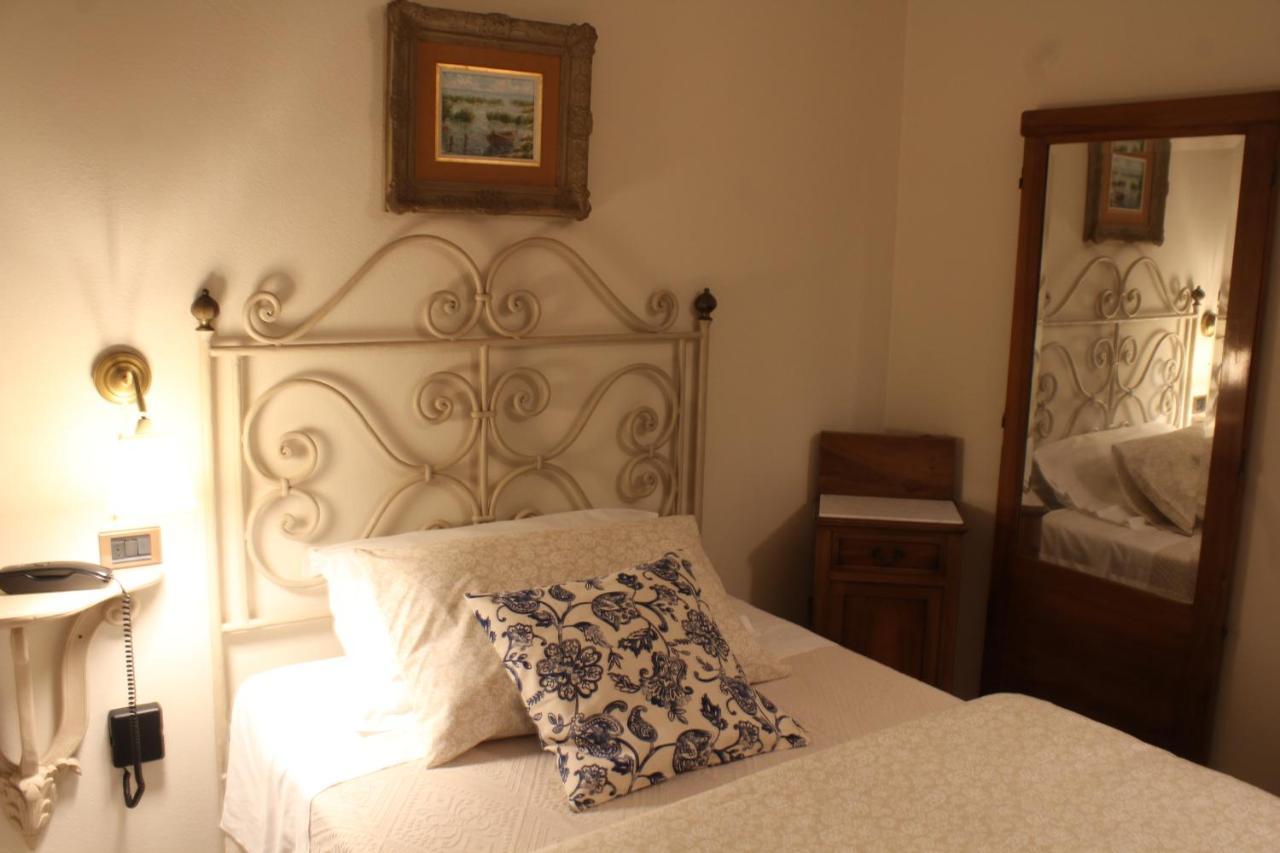 Boutique Fox's Hotel